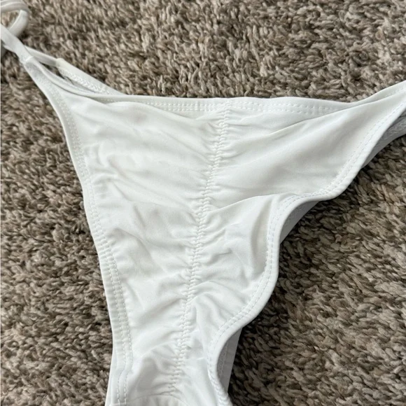 Chic White Tie-Side Bikini scrunch butt  cheeky Bottom - Picture 5 of 8